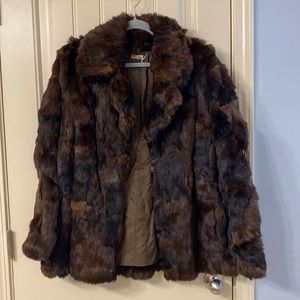 << 100% rabbit fur>> Coat 🐰